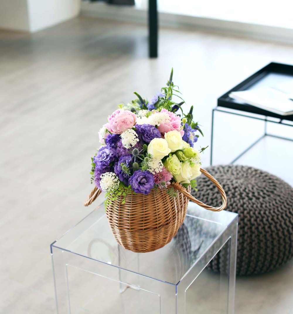 Stunning Flower Ideas -Elegance basket