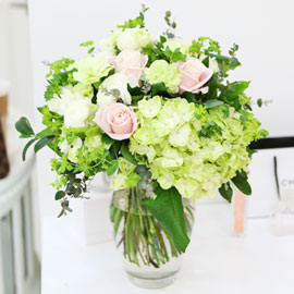 [전국배송/ fourseasons flower /계절꽃사용] 러블리 핑크 부케 꽃배달