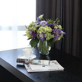 Stunning Flower Ideas - Elegance puple kitty 꽃배달
