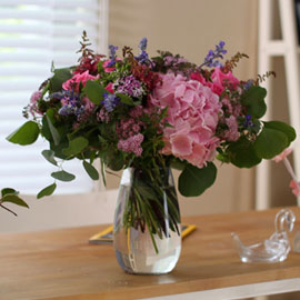 Ways to Freshen Your Home - Amazing urban Pink 꽃배달