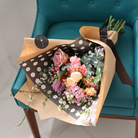 Fresh spring flower Poppy 꽃배달