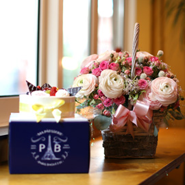 [전국배송]Flowers & Cake - 낭만적인 생일을 위해(계절소재변경) 꽃배달