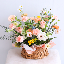 Soft Peach Garden Basket 꽃배달